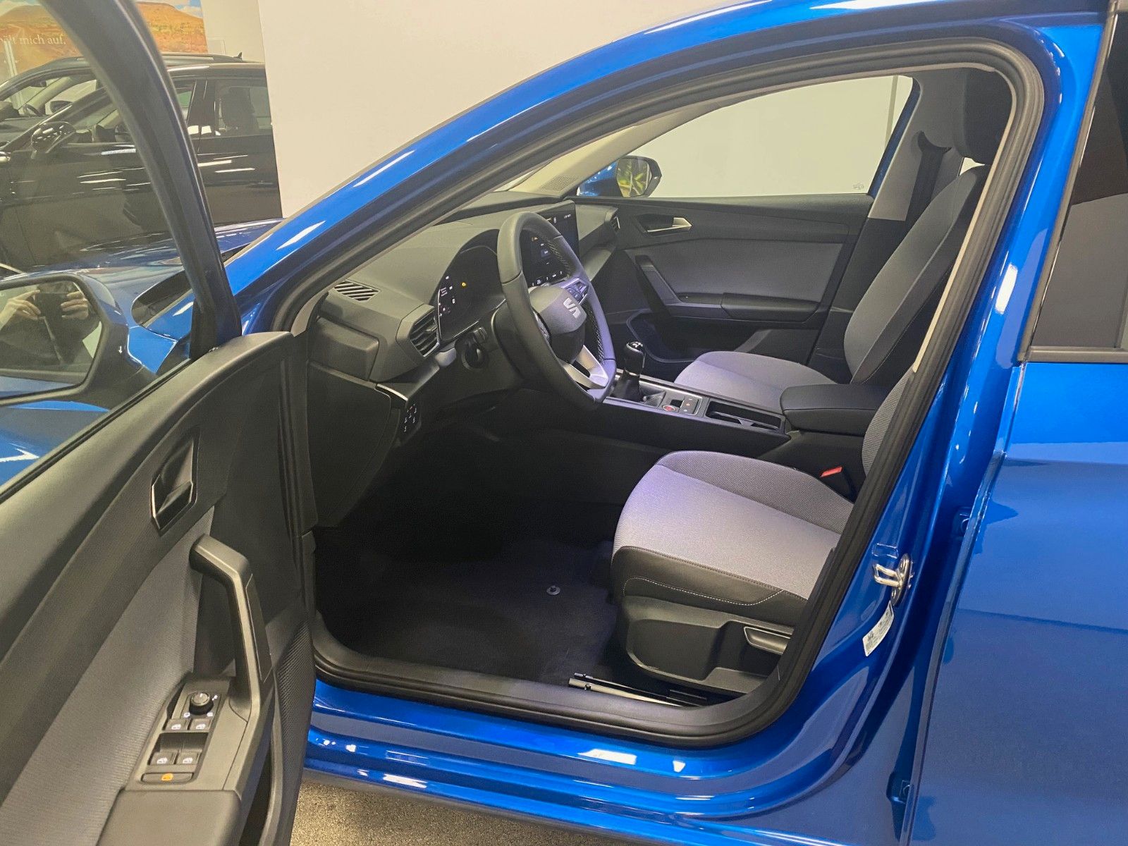 Fahrzeugabbildung SEAT Leon 1.5 TSI STYLE+R Kamera+ACC+3 Zonen KLIMA+BC