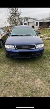 Audi A6 4B C5 2,8l V6 - Audi A6 aus 2000: 2.8