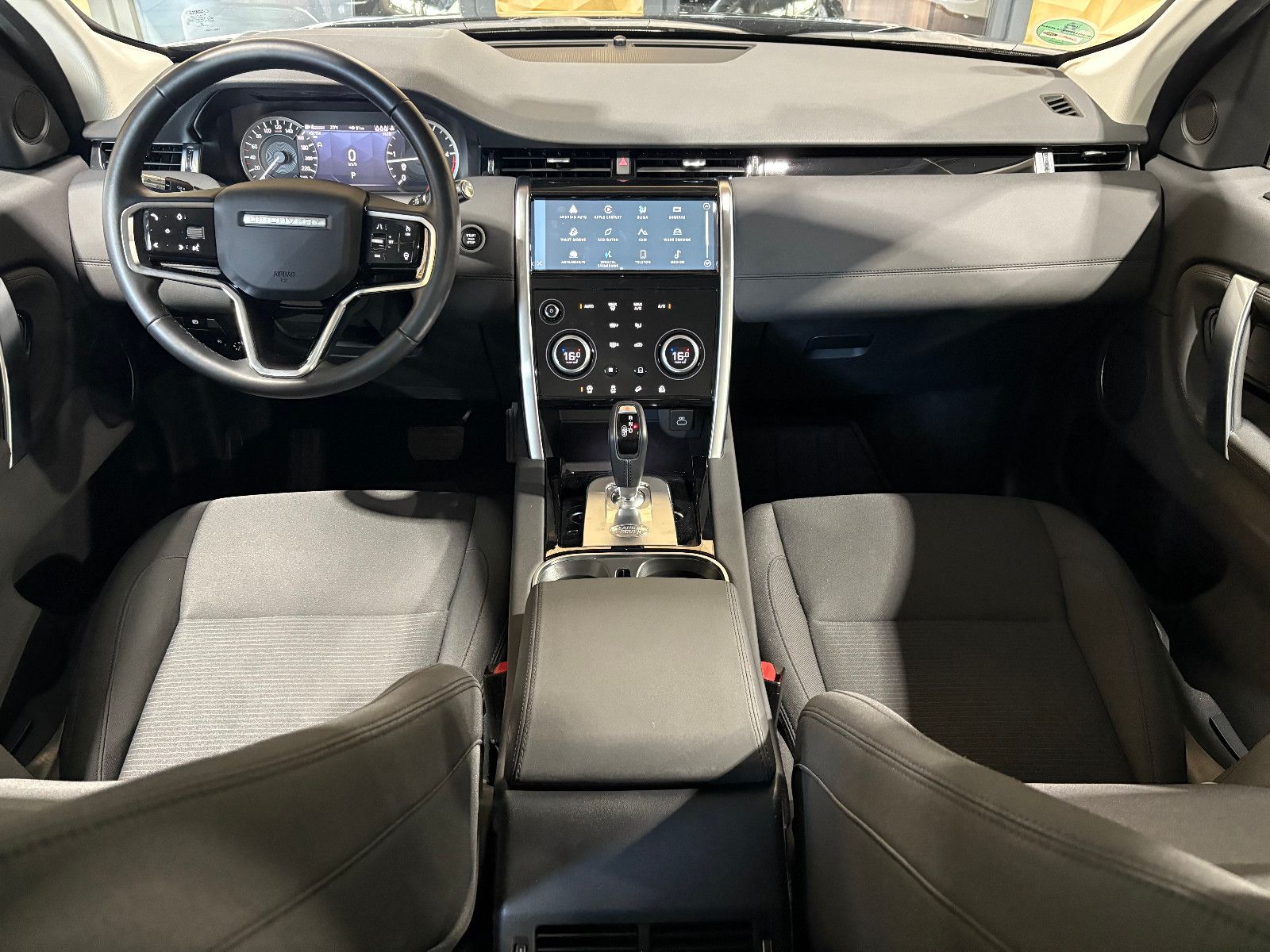 Fahrzeugabbildung Land Rover Discovery Sport AWD/360°/APPLE/SHZ/TEMPOMAT/LED/