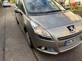 Peugeot 5008 - 7-Sitzer - gut gepflegt - TÜV neu - Peugeot 5008 von privat