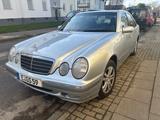 Mercedes-Benz 200 - Mercedes-Benz 200 aus 1999