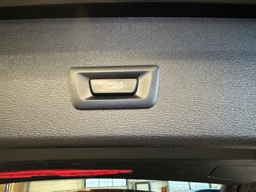 BMW X1 sDrive 18 d xLine *Fahrschule*