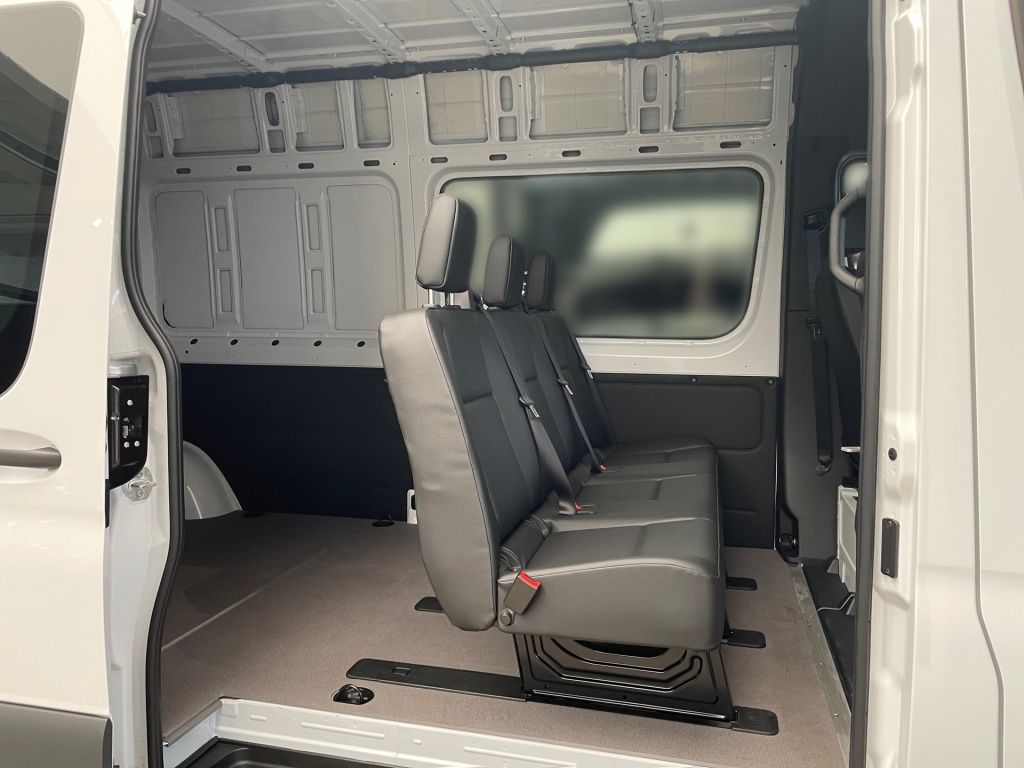 Fahrzeugabbildung Mercedes-Benz Sprinter 317 Mixto PRO L3H2 5 Sitze 3,5t AHK