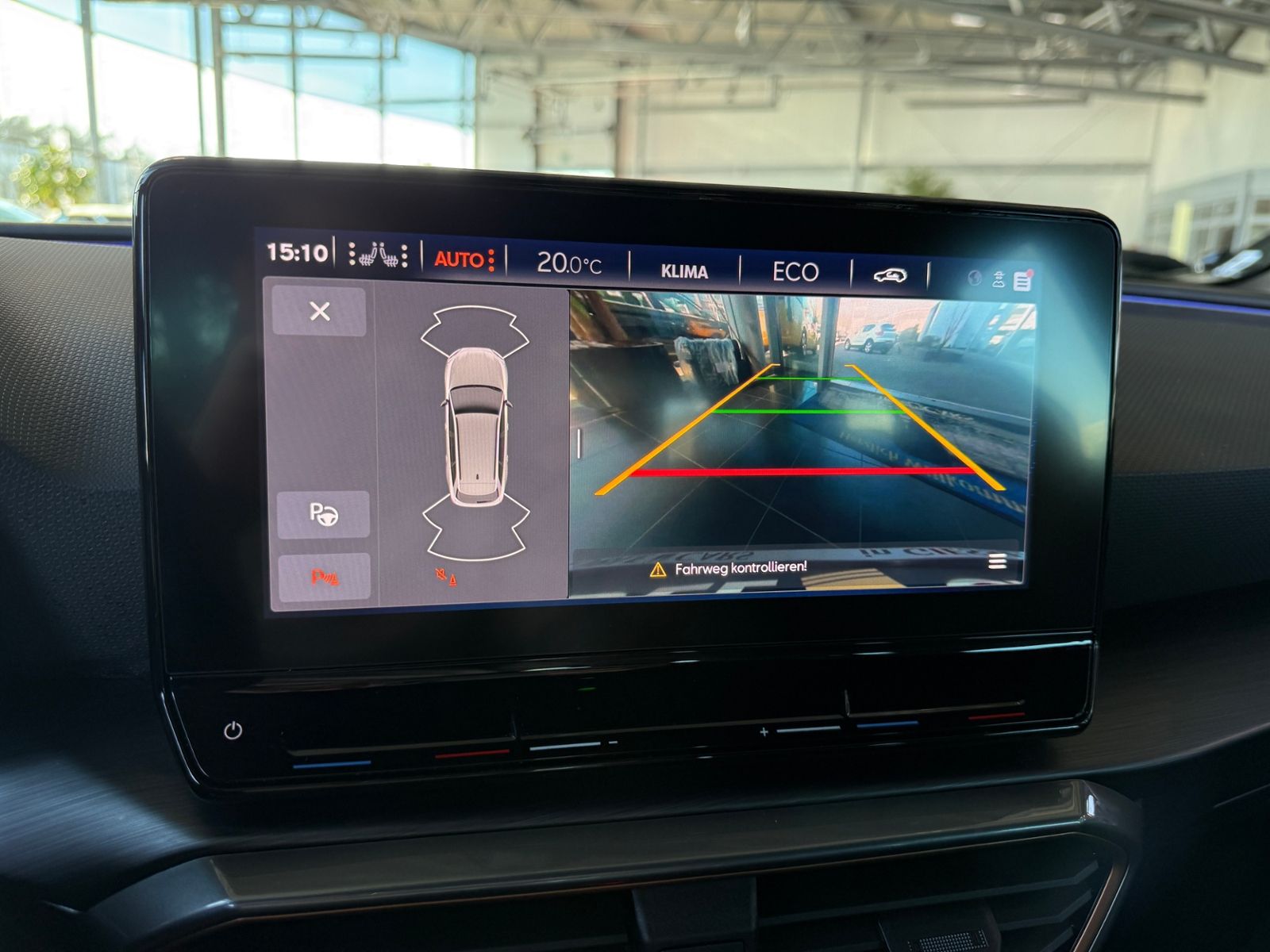 Fahrzeugabbildung CUPRA Leon Sportstourer VZ e-Hybrid ACC LED NAV 19"