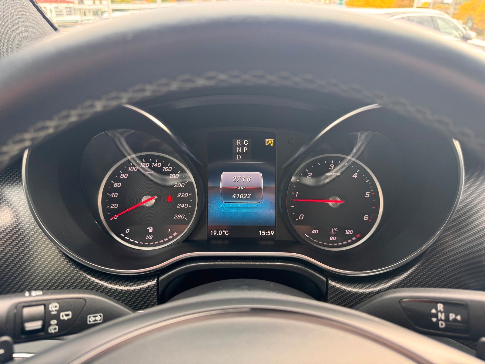 Fahrzeugabbildung Mercedes-Benz V 300 d AVA ED AMG AHK2,5to DISTRONIC