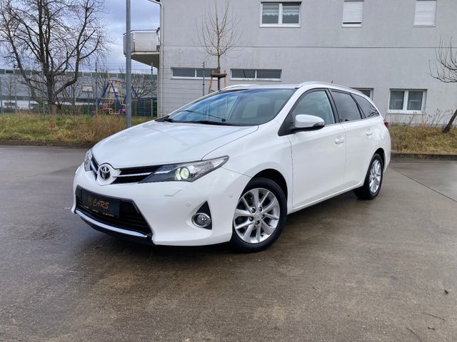 Toyota Auris Touring Sports Life+ Xenon Navi Kamera TOP