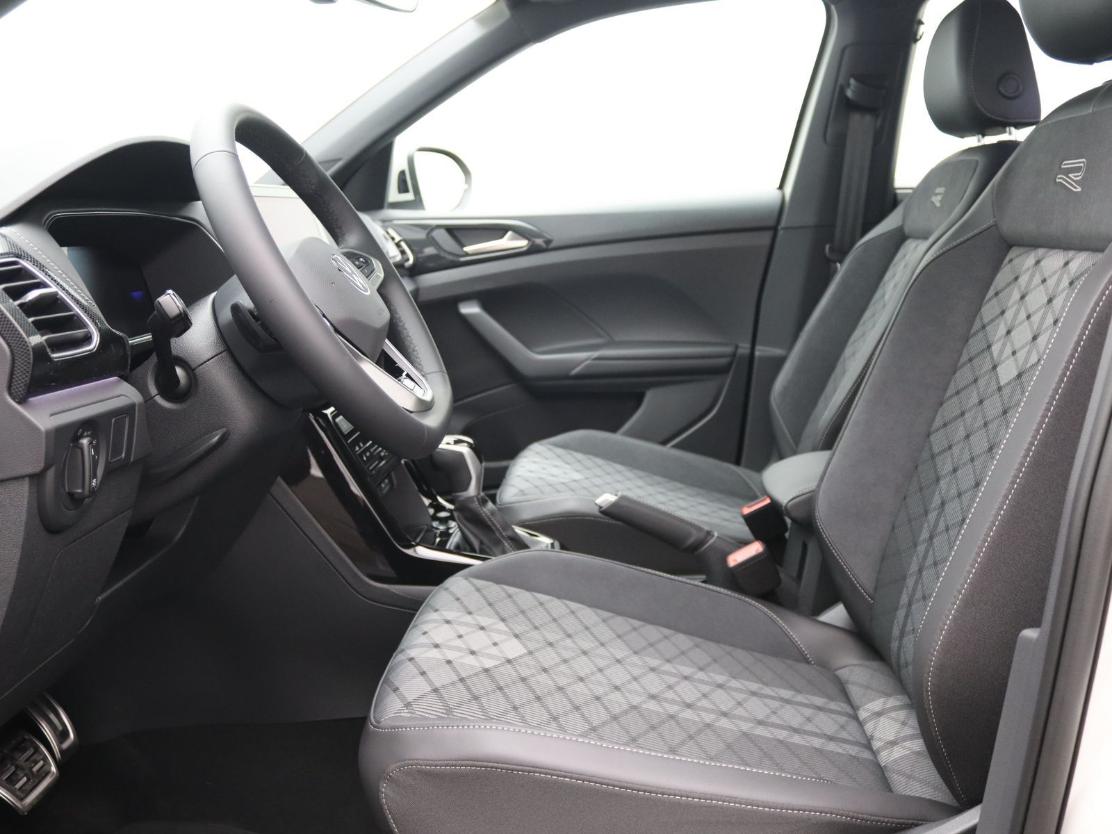 Volkswagen T-Cross - Bild 9