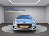 Hyundai i20 "Classic"_Klima_Parkpilot_8 fach bereift..