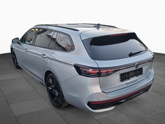 Fahrzeugabbildung Volkswagen Passat 2.0 TSI R-LINE 4MOTION BLACK STDHZ IQ.LIG
