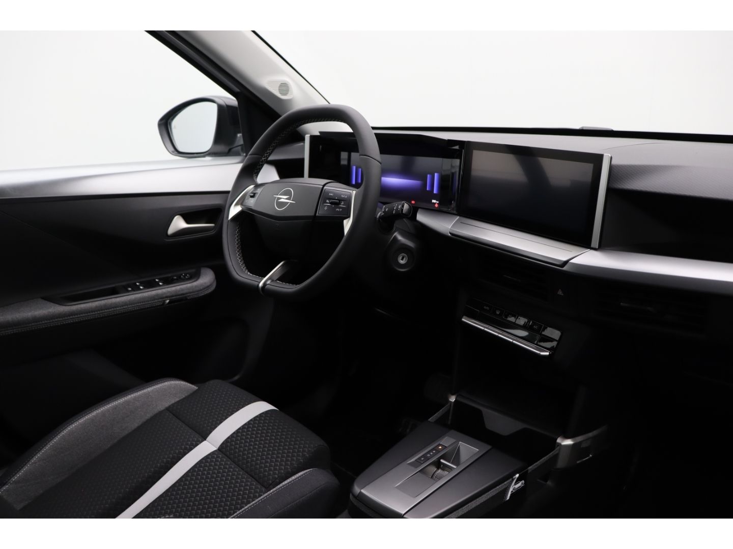 Fahrzeugabbildung Opel Frontera Electric GS 83 kW LED,Allwetter,Kamera