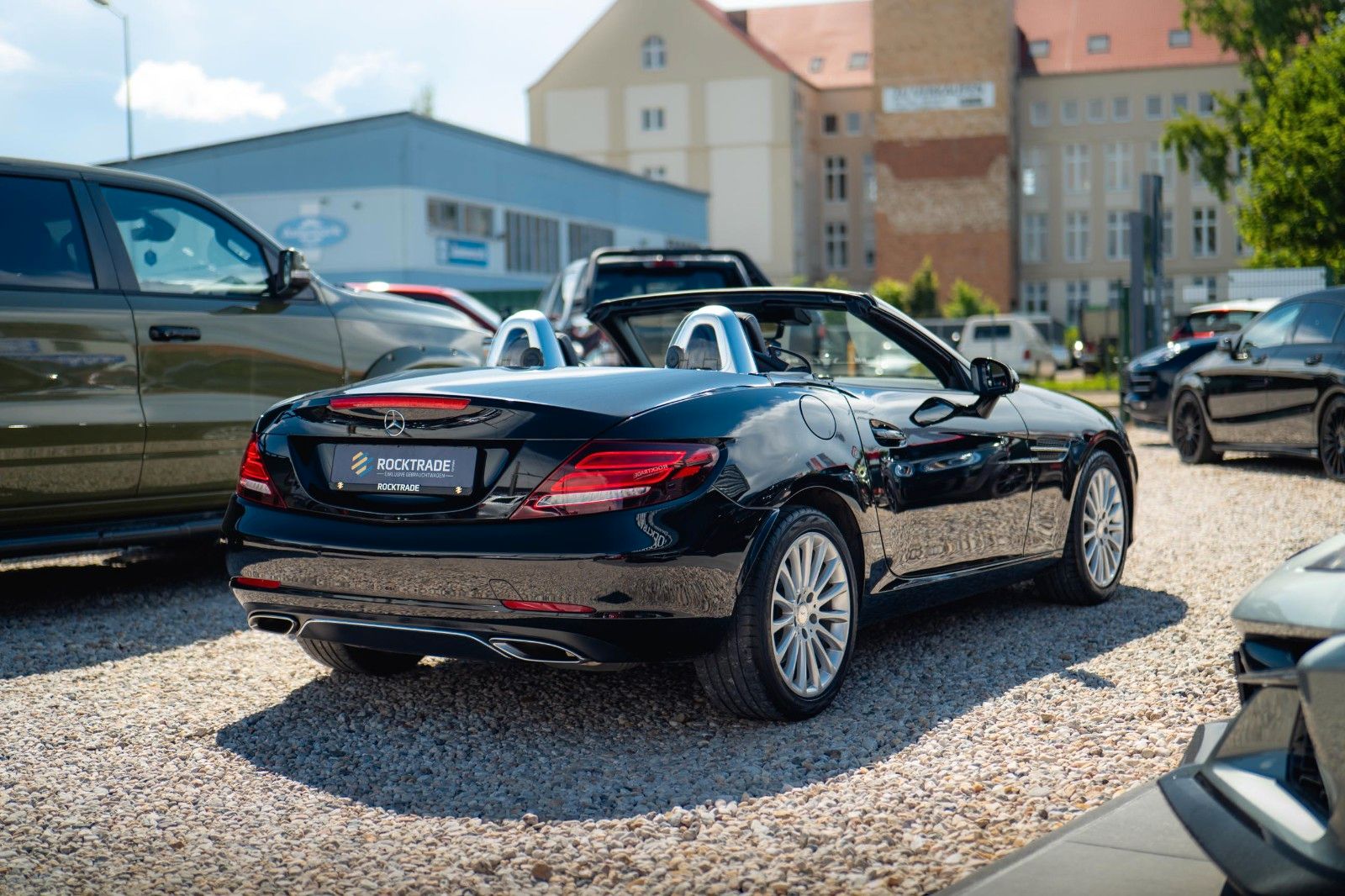 Fahrzeugabbildung Mercedes-Benz SLC 200 Roadster Sport *Sportabgas*Pano*Navi*