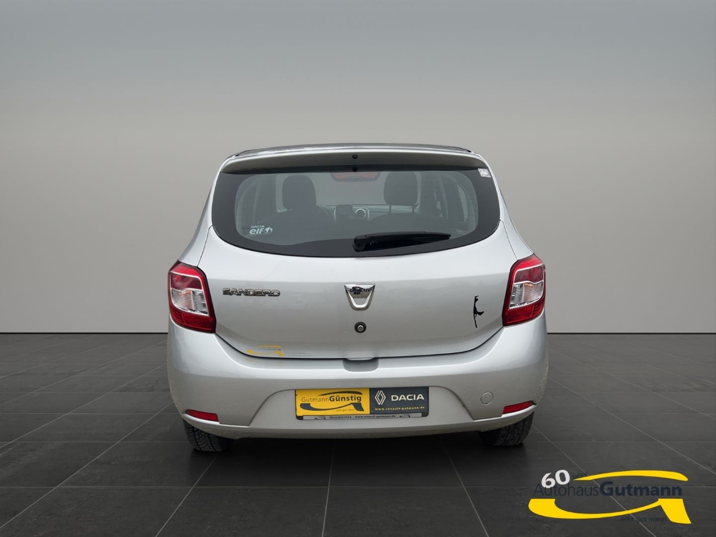 Fahrzeugabbildung Dacia Sandero II Celebration 1.2 16V 75 Klima Radio Te