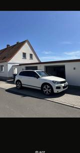 Volkswagen Touareg 3.0 V6 TDI Exclusive/ Pano/LenkradHzg/ - Volkswagen Touareg aus 2011: V6 TDI