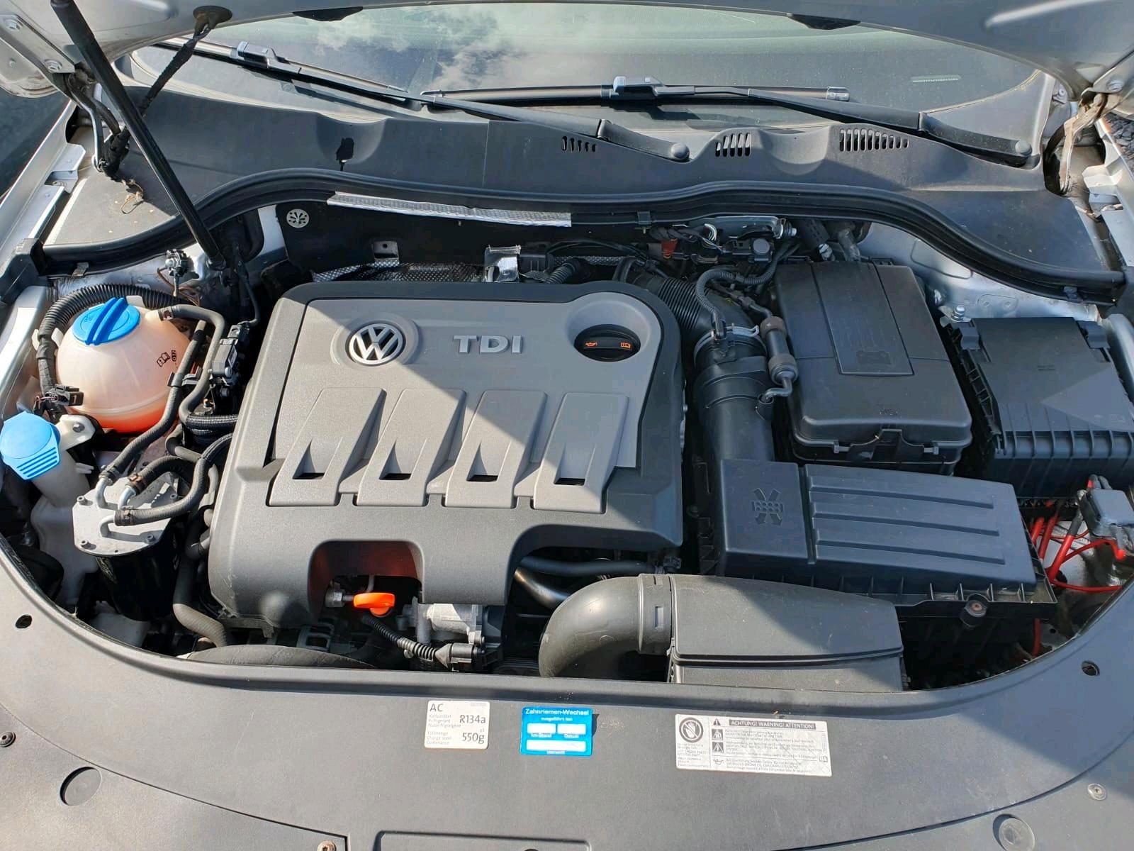 Volkswagen Passat 2013 — photo 8