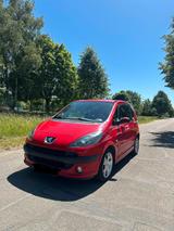 Peugeot 1007 sehr guten Zustand - Peugeot 1007 von privat