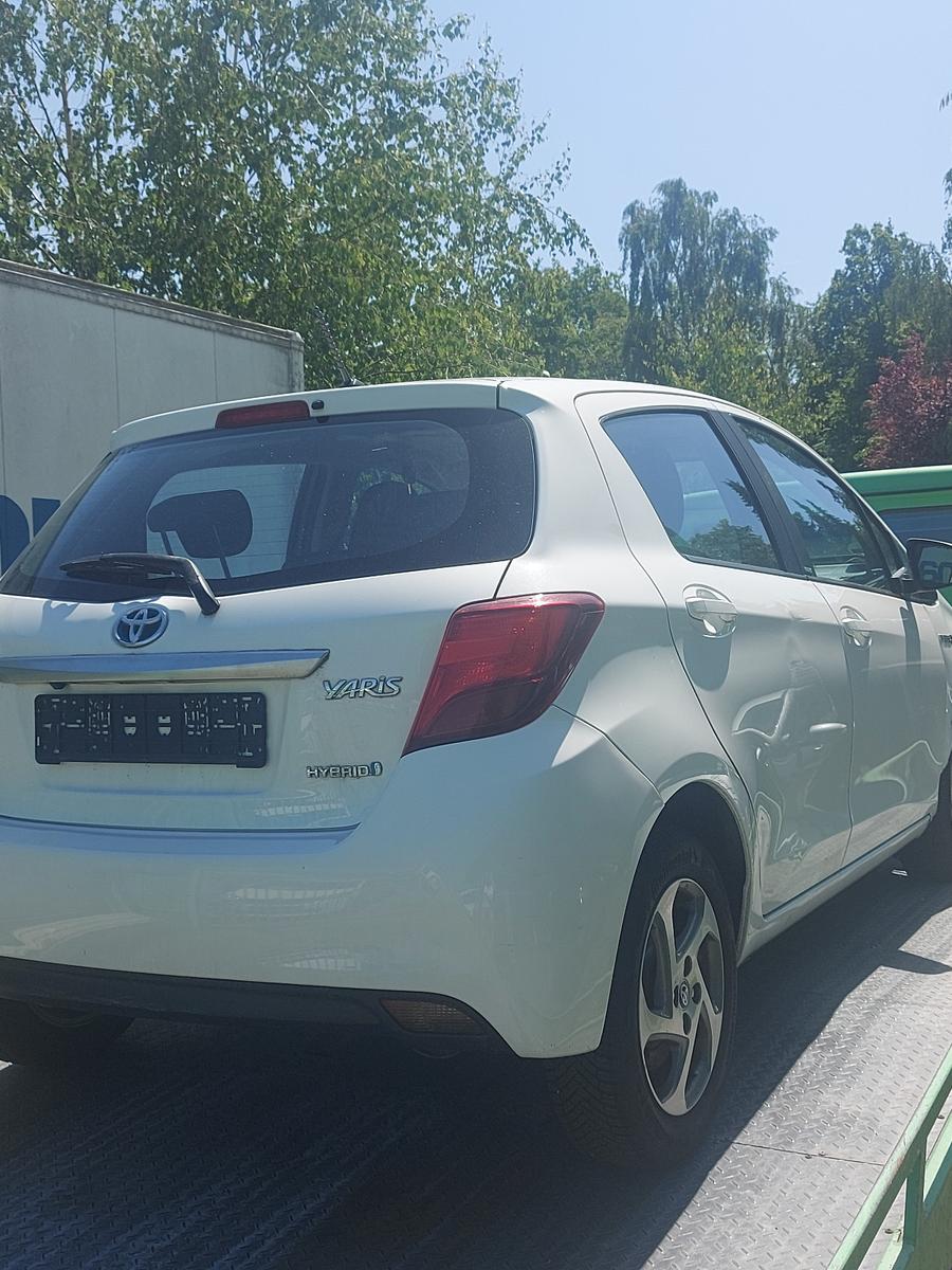 Toyota Yaris Edition-S Hybrid