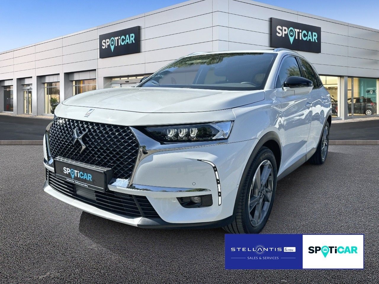 DS Automobiles DS7 Crossback 225 RIVOLI *Massage*