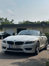 BMW Z4 sDrive23i - M Paket Garagenwagen 6 Zylinder - BMW Z4: Weiß