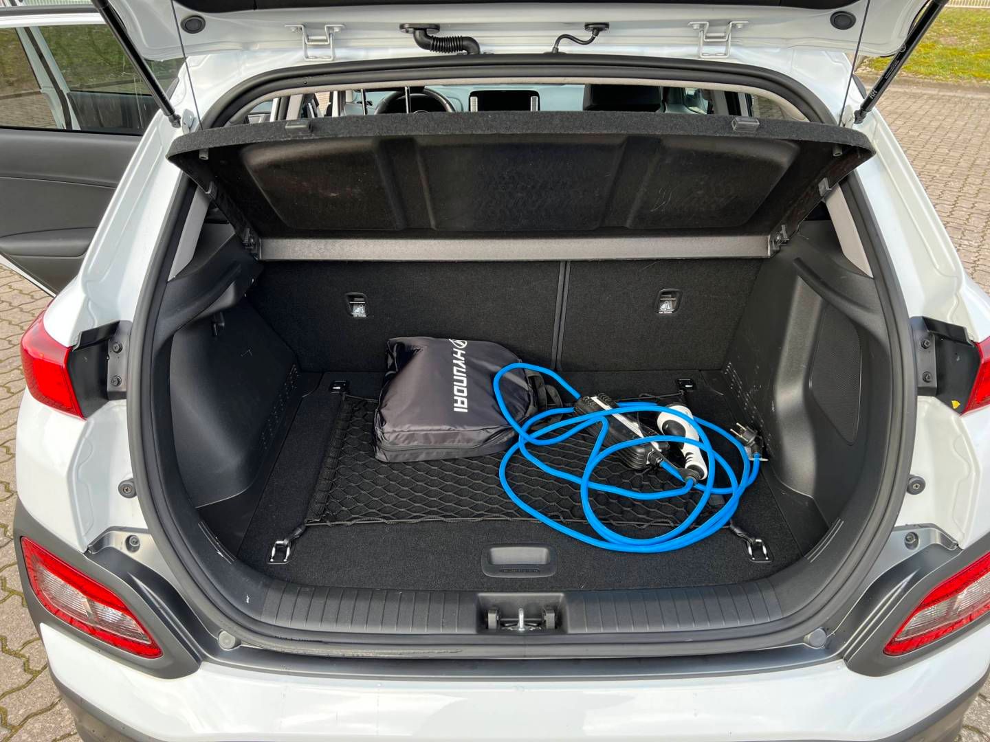 Fahrzeugabbildung Hyundai Kona (OS)(2017->) DE - SUV5