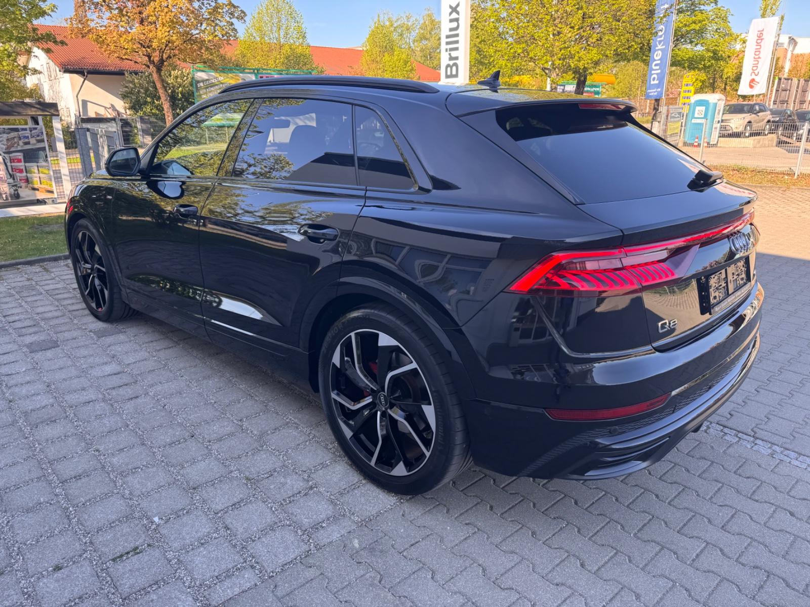 Audi Q8 50 TDI quattro 3xS Line Panorama Matrix