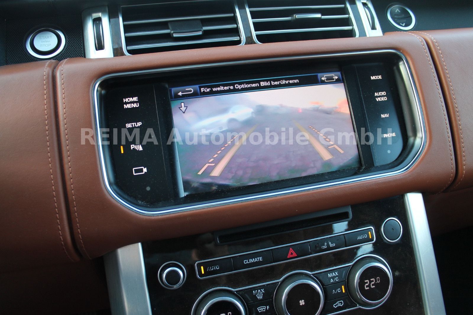 Fahrzeugabbildung Land Rover Range Rover 3,0 TDV6 mit Garantie bis 9.2026