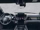 Dodge RAM 1500 3.0L Twin-Turbo Rebel Luftfahrw.CrewCab - silberne Dodge RAM