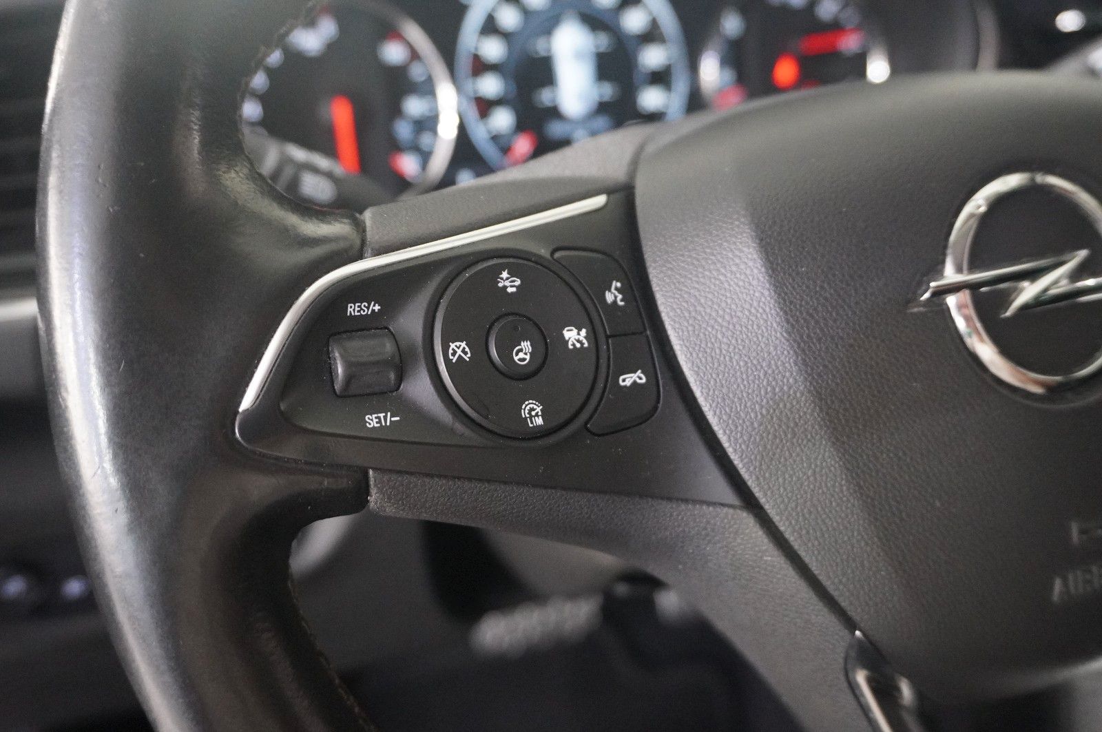 Fahrzeugabbildung Opel Insignia B GS 1.5T DYNAM. NAVI/LED/KAMERA/VIRTU.