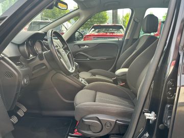 Opel Zafira Tourer - 10