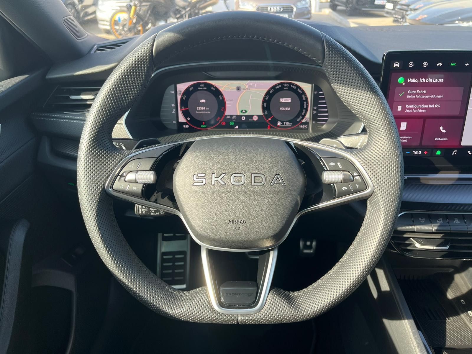 Fahrzeugabbildung SKODA Octavia 1.5 DSG Sportline PANO*MATRIX*AHK*5J.GAR