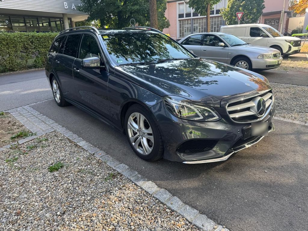 Image of Mercedes-Benz E 350