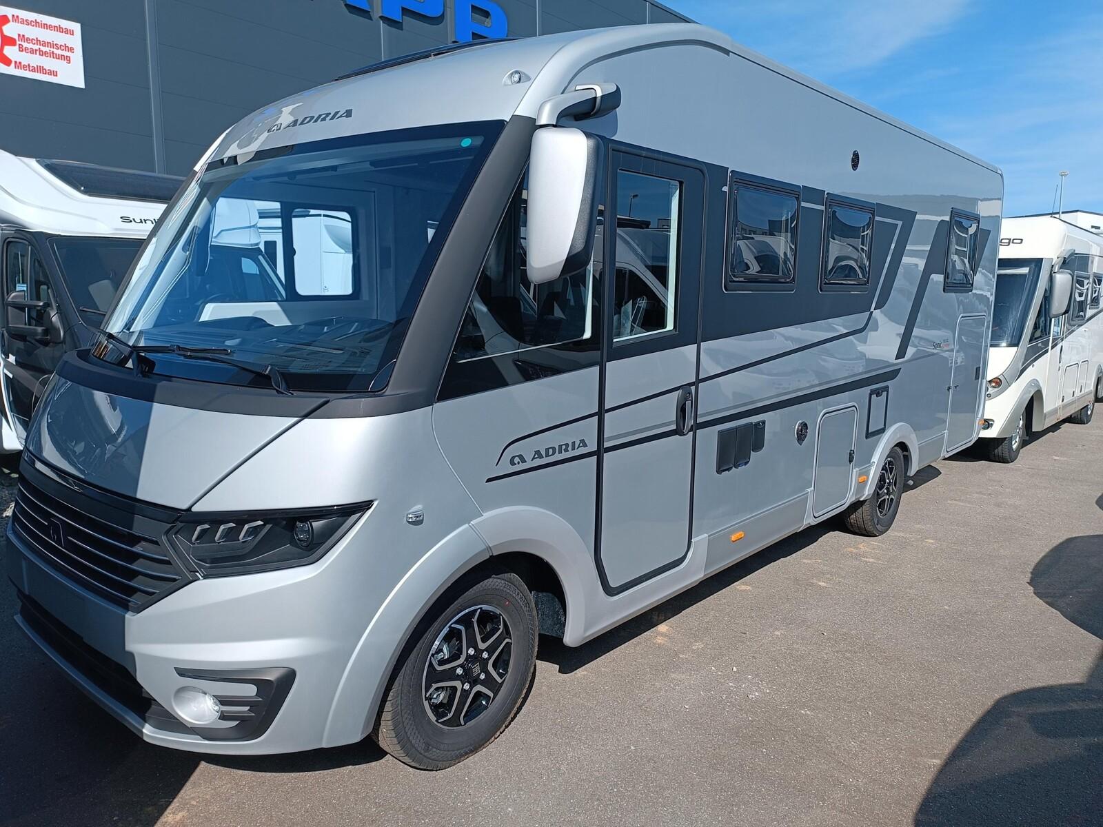 Adria Sonic Supreme 700 DC Markise