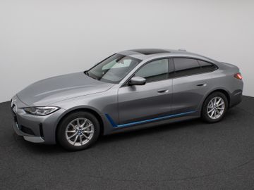 Fahrzeugabbildung BMW i4 eD35 Gran Coupé Glasdach Kamera DAB H/K Komfo