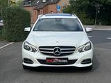 Mercedes-Benz T-Modell E 220 CDI BlueEfficiency Leder Navi - Mercedes-Benz E 220: Cdi T Modell