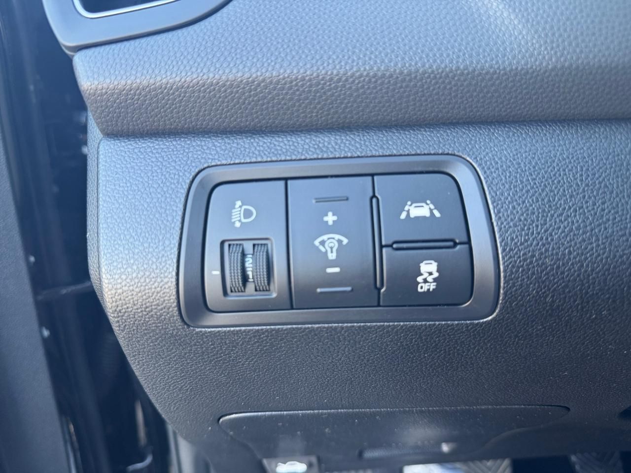 Fahrzeugabbildung Hyundai i20 TREND KAMERA*SHZ*LHZ*CARPLAY*KLIMA*PDC*RADIO