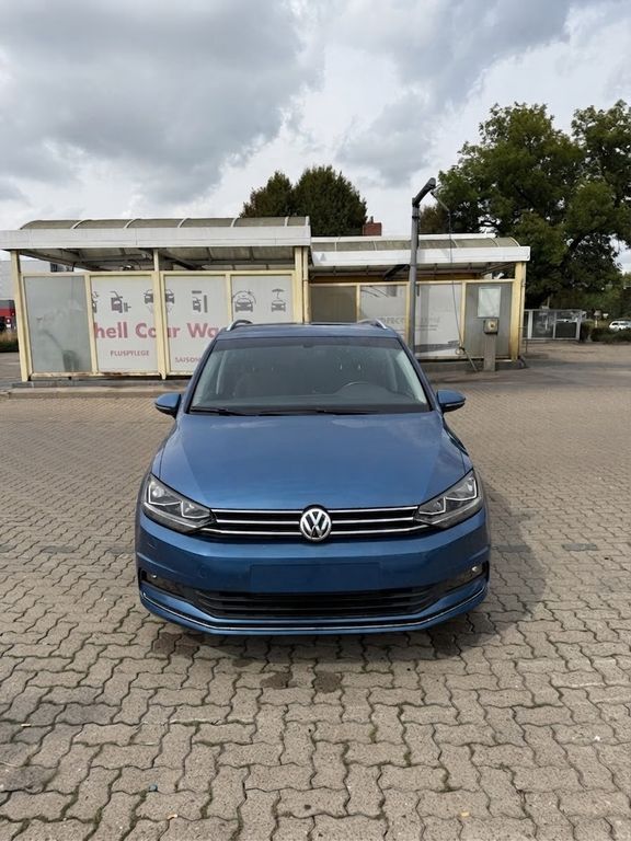 Image of Volkswagen Touran