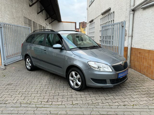 Skoda Fabia 1.2 Combi Family*Automatik*PDC*Klima*1.Hd.