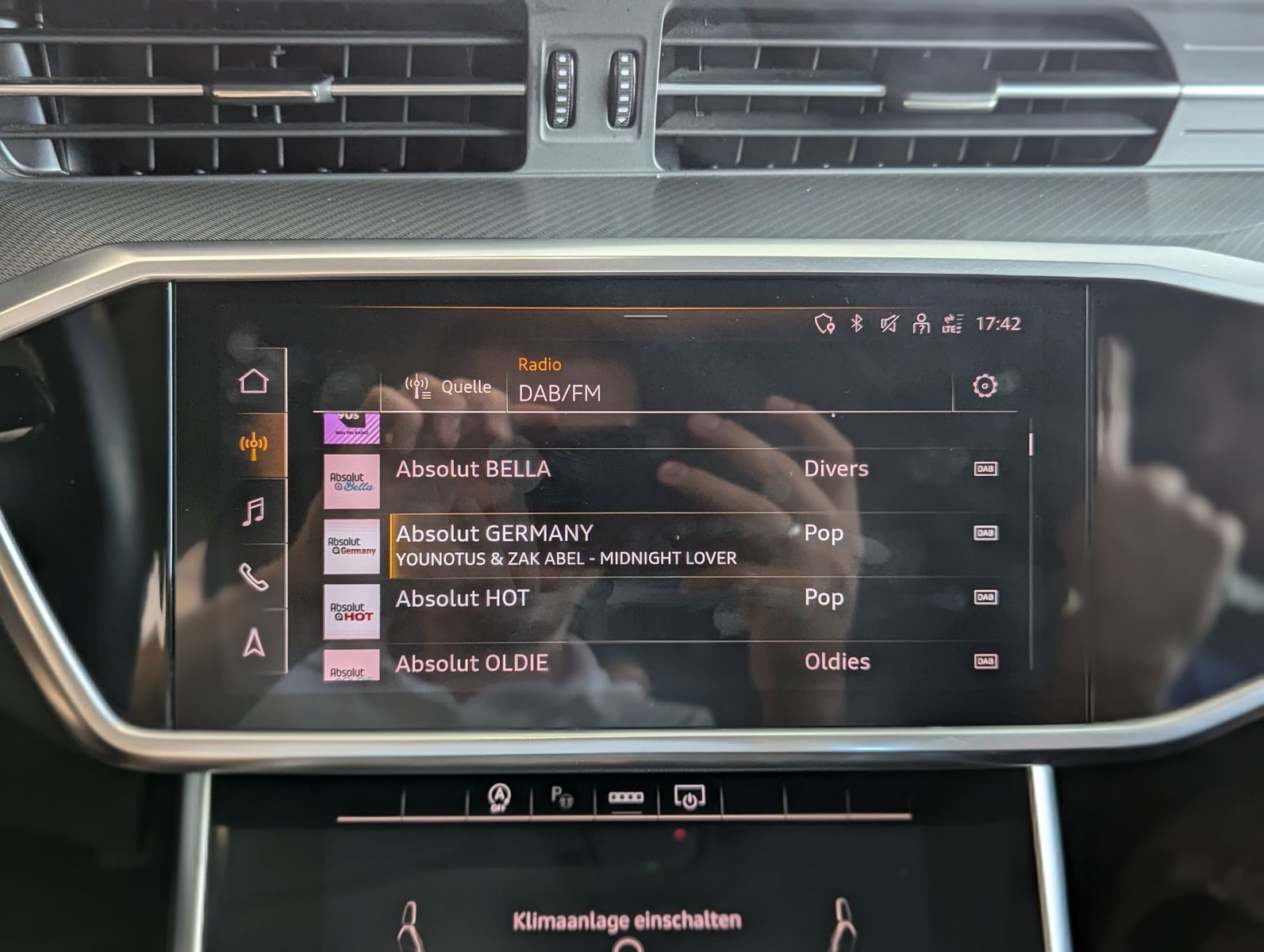 Fahrzeugabbildung Audi A6 40 TDI S-tr.sport ACC 360° MMI+ Lenkrad-Hz.