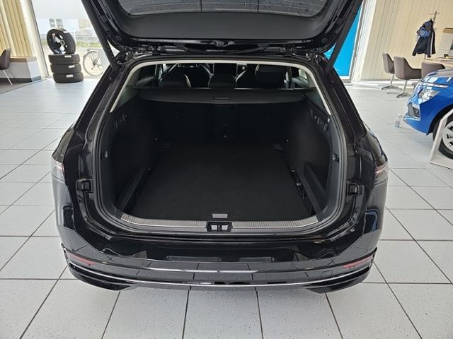 Fahrzeugabbildung Volkswagen Passat Variant 2.0 TDI DSG Elegance LED-MATRIX A