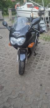 Suzuki GSX 750 F  - SUZUKI 1999 GSX 750