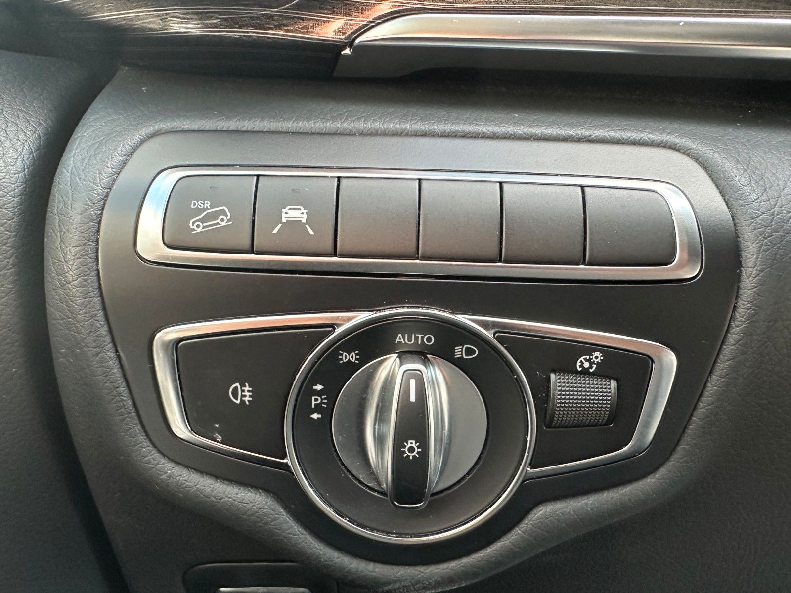 Fahrzeugabbildung Mercedes-Benz V 250 EDITION 4MATIC Kompakt Liege-Paket AHK2,5t