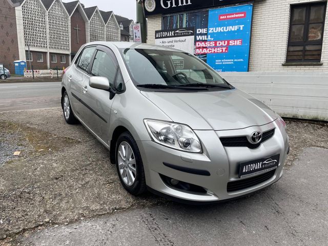 Toyota Auris 1.6 Executive Automatik / Schaltwippen*