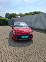 Toyota Corolla 2,0 Hybrid Team Deutsch Touring Spor... - gebrauchte Toyota Corolla aus dem Jahr 2022
