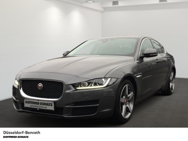 Jaguar XE 20 D Prestige AHK Rückfahrkamera Navi