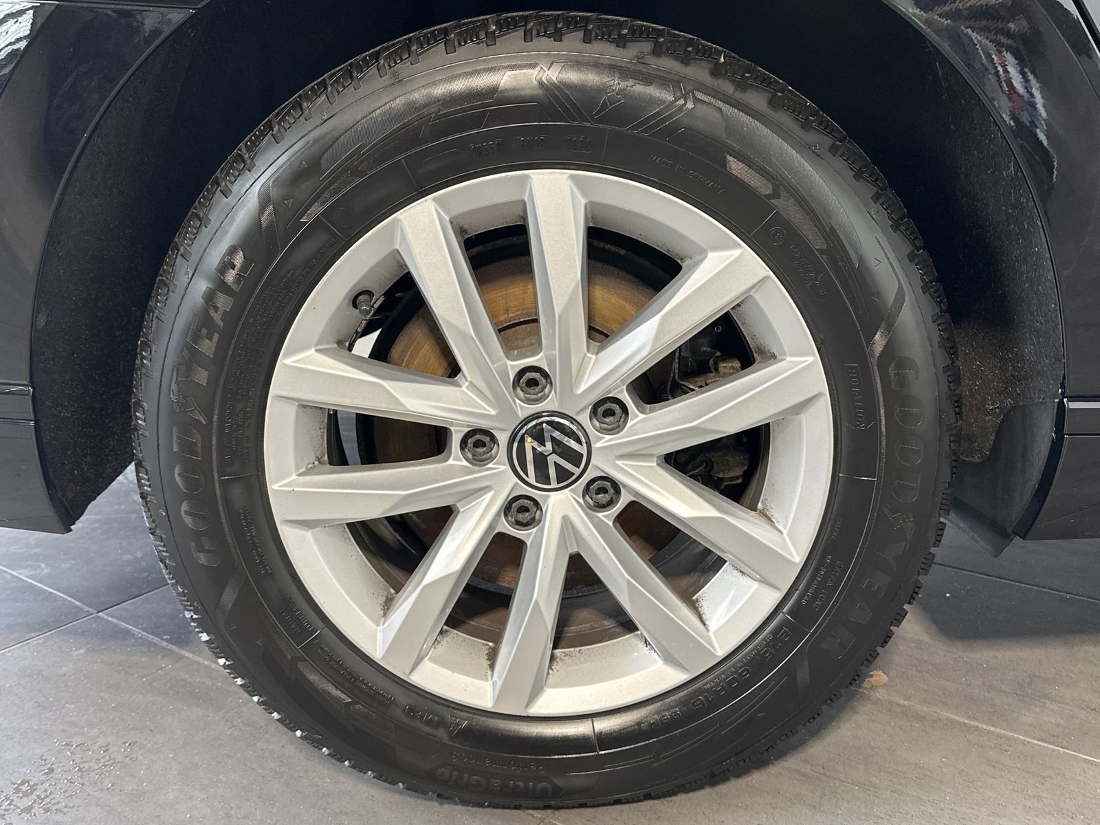 Fahrzeugabbildung Volkswagen Passat Variant 2.0 TDI Business NAV+LED+ACC+KAM