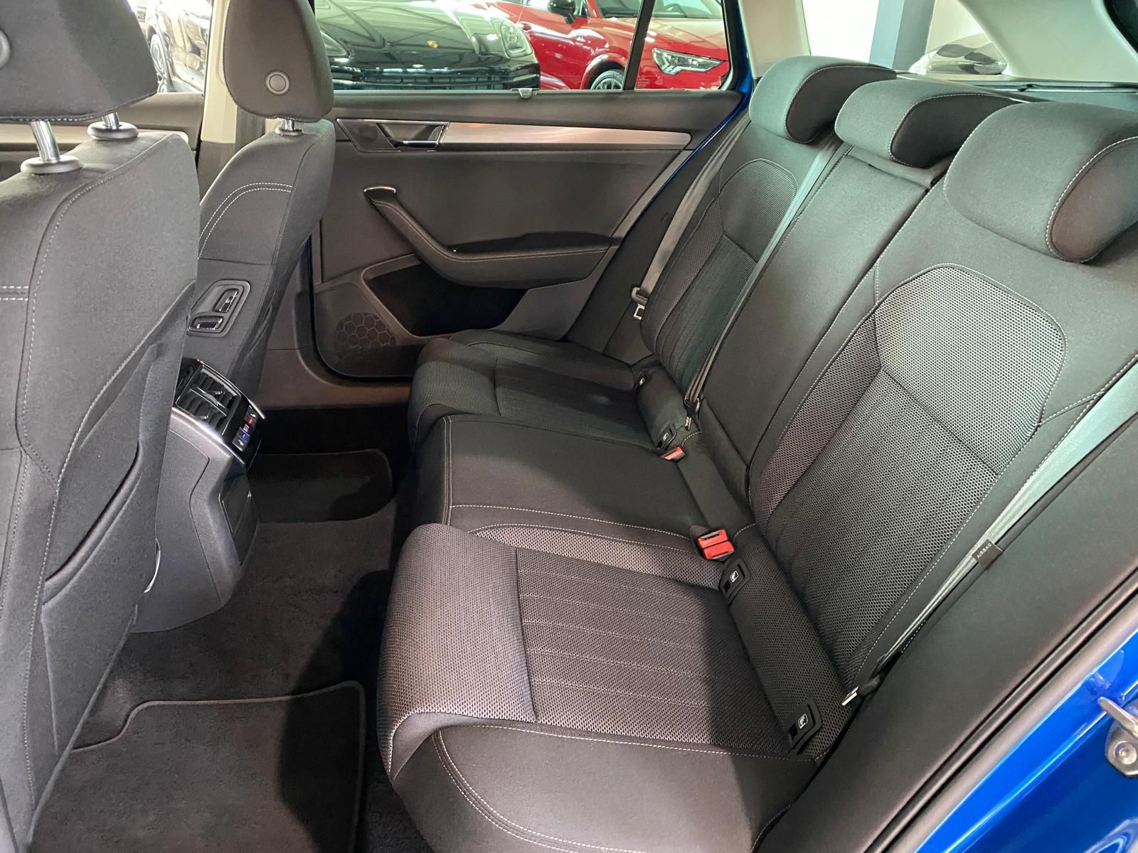 Fahrzeugabbildung SKODA Superb 2.0 TSI DSG 4x4 Style/STHZG/360/ACC/
