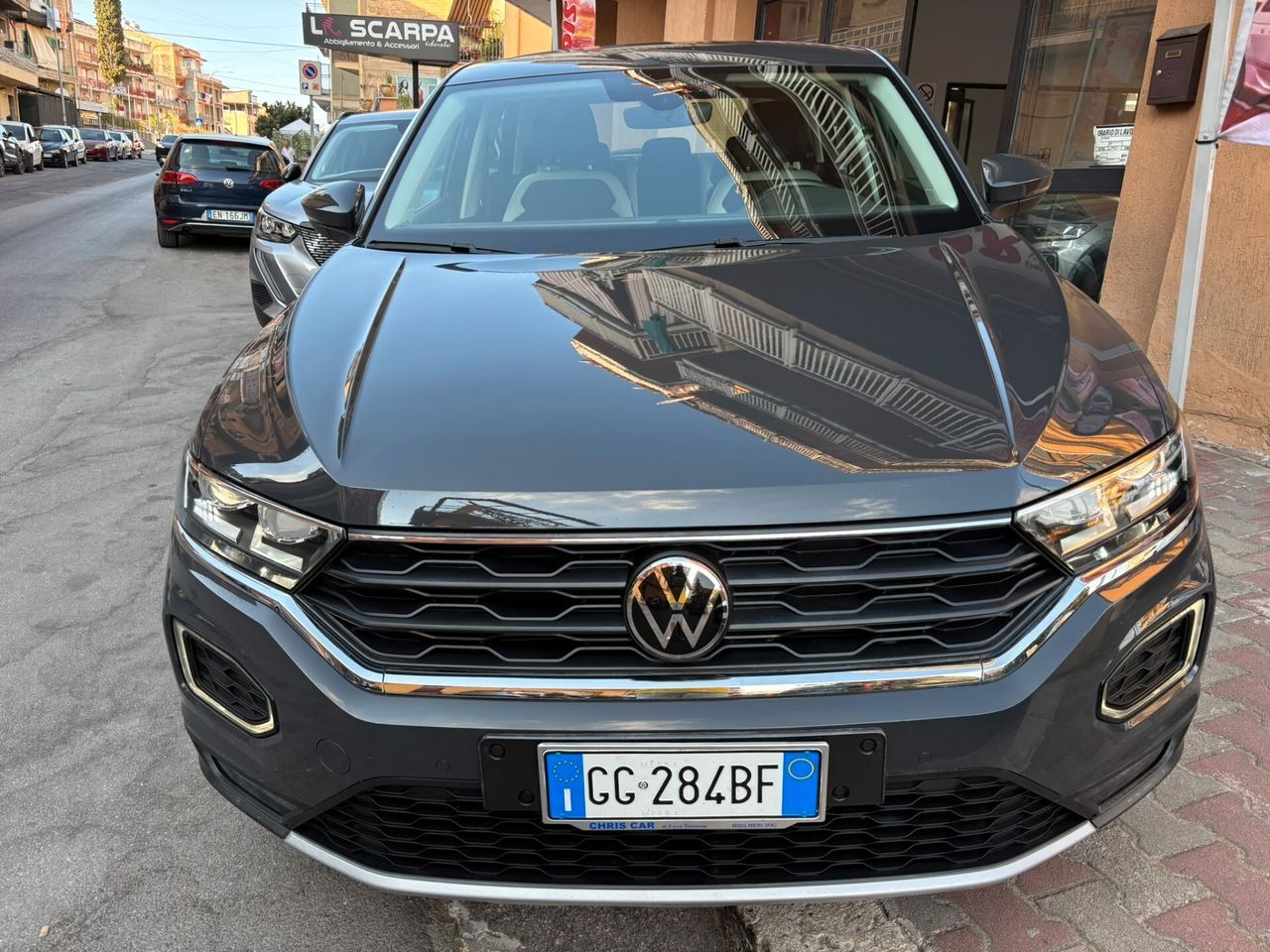Volkswagen T-Roc 2.0 TDI SCR 150 CV DSG Advanced imagem 2