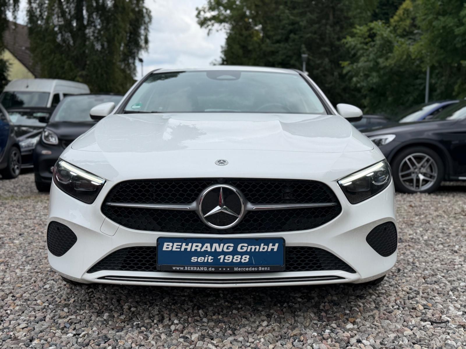 Mercedes-Benz A-Class A180d*AUTOMATIK*MULTIBEAM-LED*CARPLAY+NAVI*, миниатюра 3