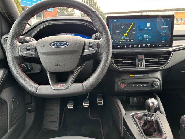 Ford Focus 2.3 EcoBoost ST X NaviLEDTrack-Paket