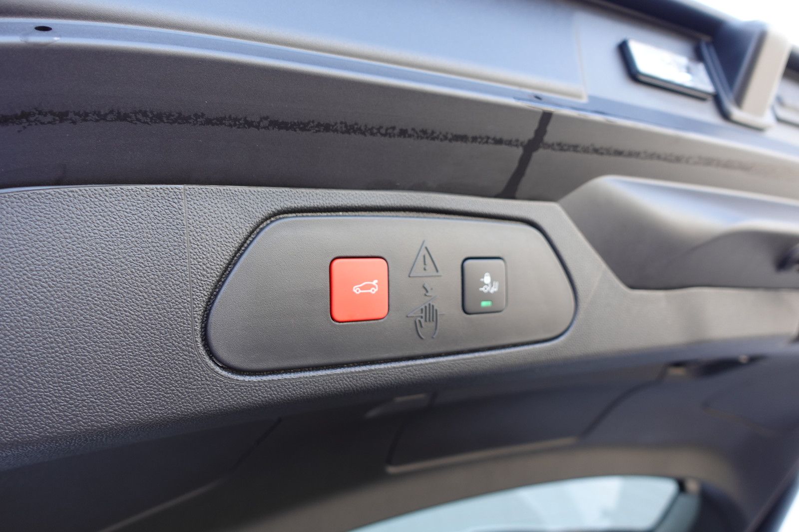 Fahrzeugabbildung Opel Grandland GS 1.2T AUTOMATIK,Matrix,Navi,Kamera