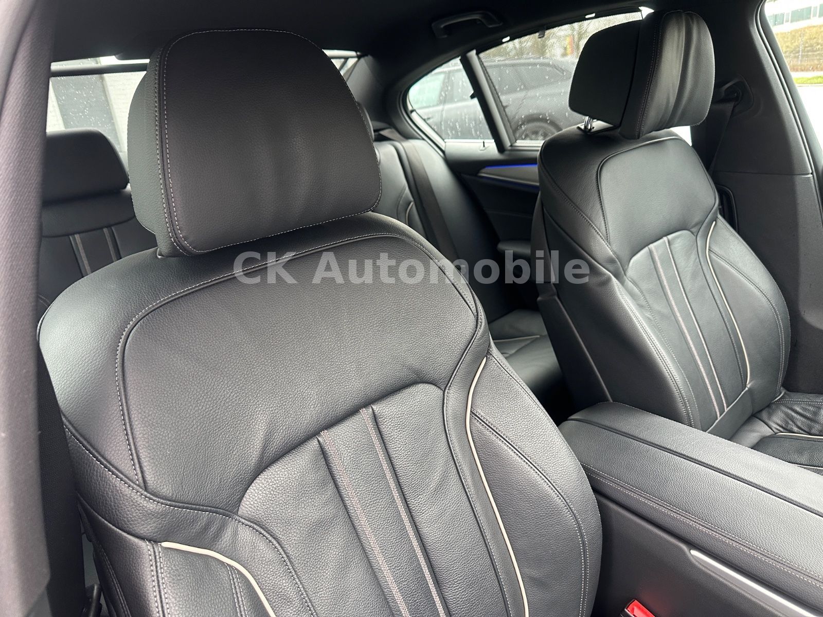 Fahrzeugabbildung BMW 530d Lim./Navi/Head-Up/Laser/Leder/Kamera